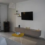 Casa Della Gioia * كالتاجيروني
