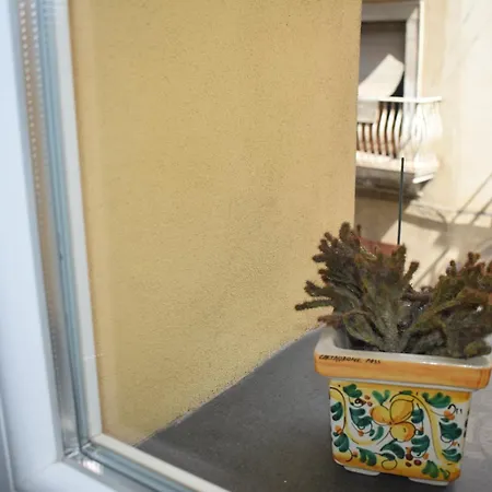 Casa Della Gioia * كالتاجيروني